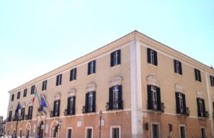 Provincia di Foggia, Apricena cerca voce a Palazzo Dogana: due candidate in campo