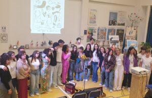 “HOMO SUM”: IL LICEO CLASSICO DEL “FEDERICO II” ILLUMINA APRICENA NEL SEGNO DELLA LIBERTÀ