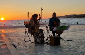 GARGANO, “ENARMONIA” SALUTA CON LA MUSICA DELL’ALBA: GRAN FINALE DOPO OLTRE 35 CONCERTI CHE HANNO UNITO IL TERRITORIO